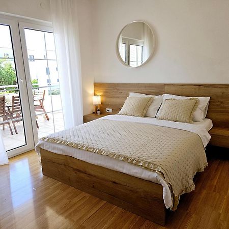 Apartments Tihi III โวดีเซ ภายนอก รูปภาพ