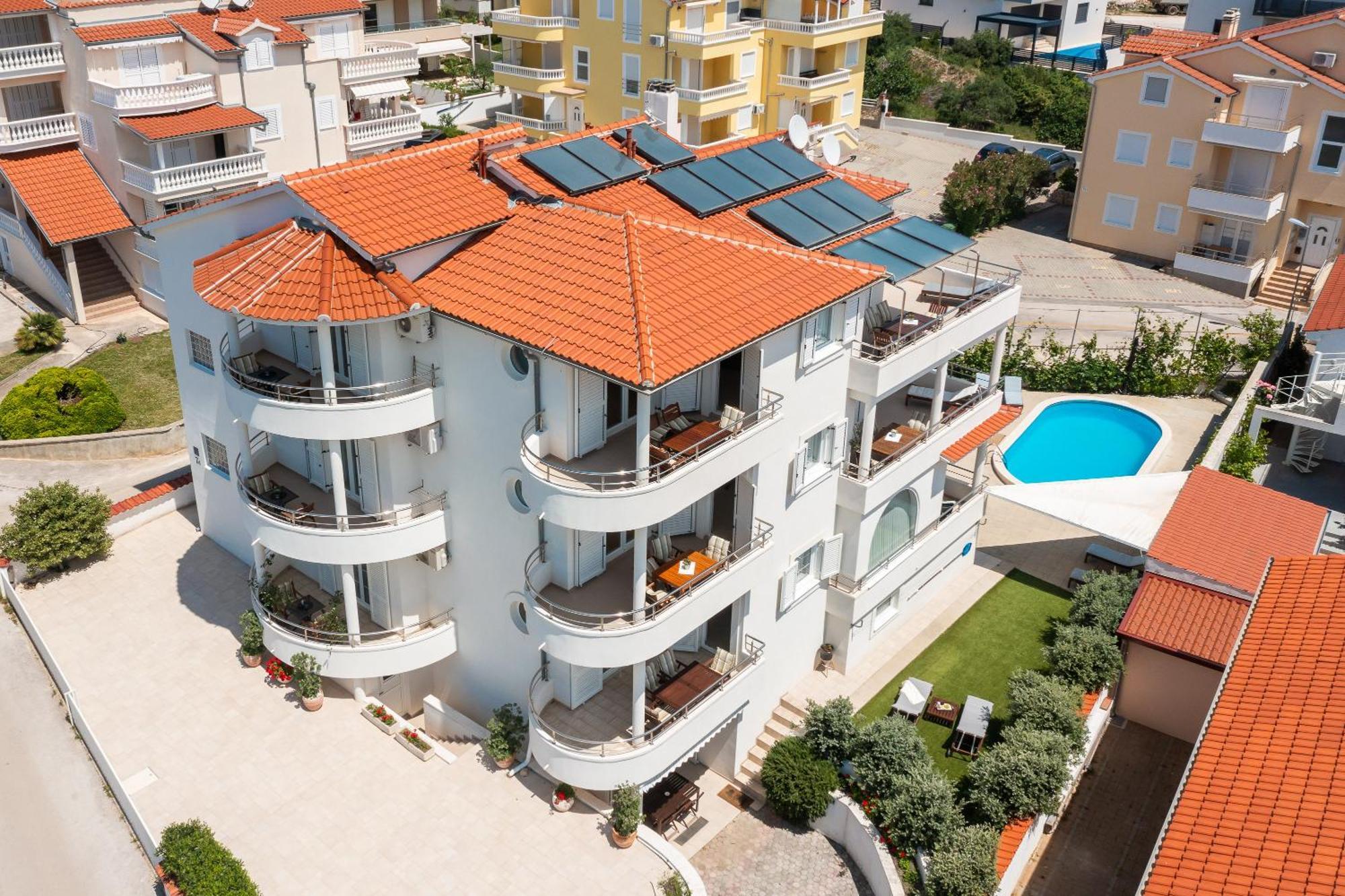 Apartments Tihi III โวดีเซ ภายนอก รูปภาพ