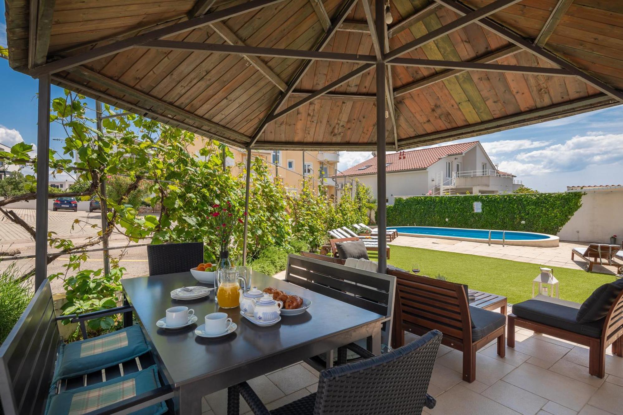 Apartments Tihi III โวดีเซ ภายนอก รูปภาพ