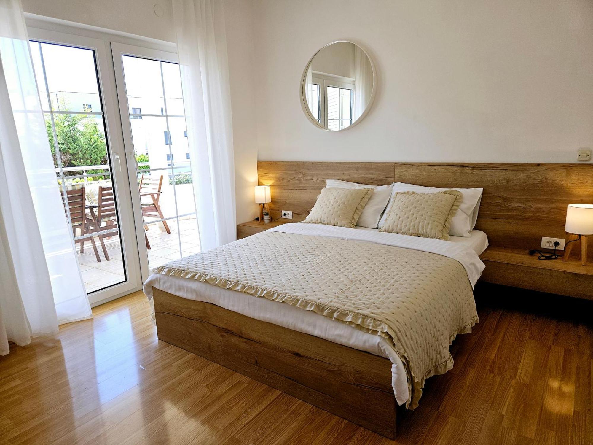 Apartments Tihi III โวดีเซ ภายนอก รูปภาพ